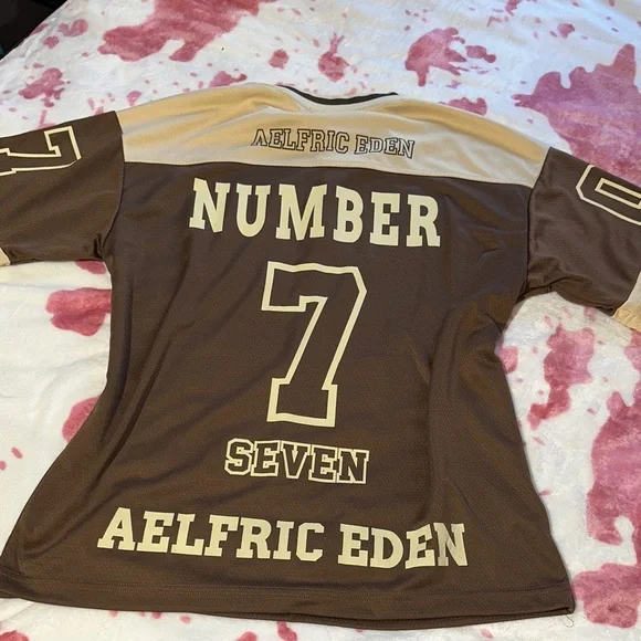 Aelfric Eden Brown Racing Graphic Tee - Picture 4 of 4